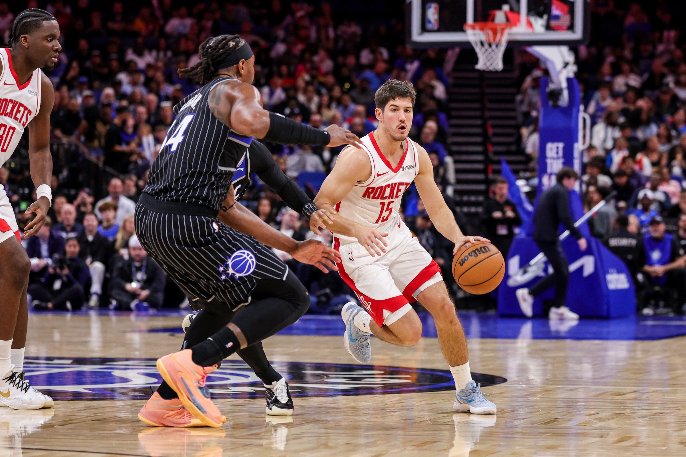 Rockets Reed the room late, beat Magic 113-108